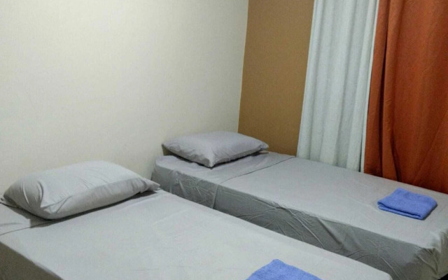 Perry Hill Best View 2 By Waldir Forbes