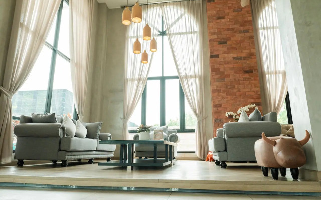 Le Lert Hotel Ratchaburi