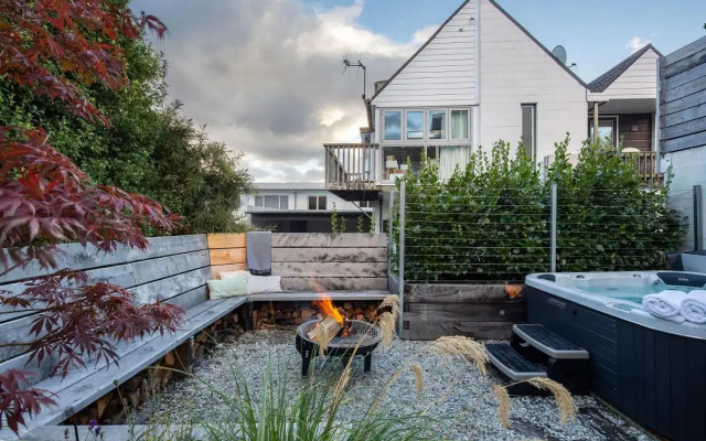 10 The Terrace