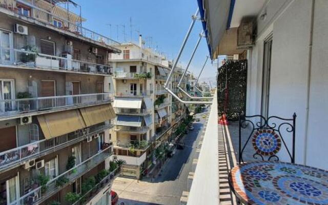 Athens: Center / Walking Distance / Big Balcony