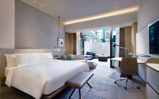 Crowne Plaza Shenzhen World Exhibition and Convention Center by IHG