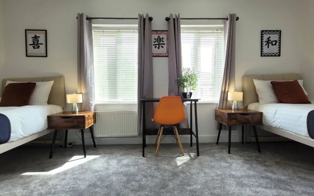 House of 4 Chimneys by Your Lettings UK