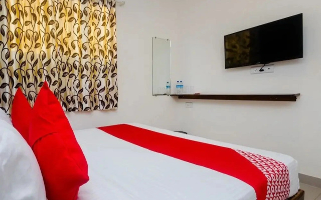 Everest Inn by OYO Rooms