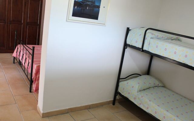 Quaint Holiday Home in Matino With Swimming Pool