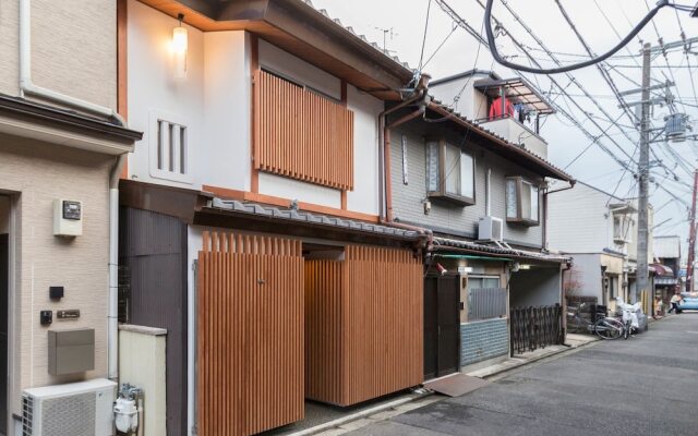 Tsukinowacho House