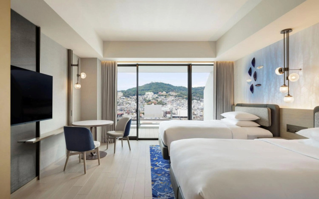 Nagasaki Marriott Hotel – Guest Rooms – Nagasaki