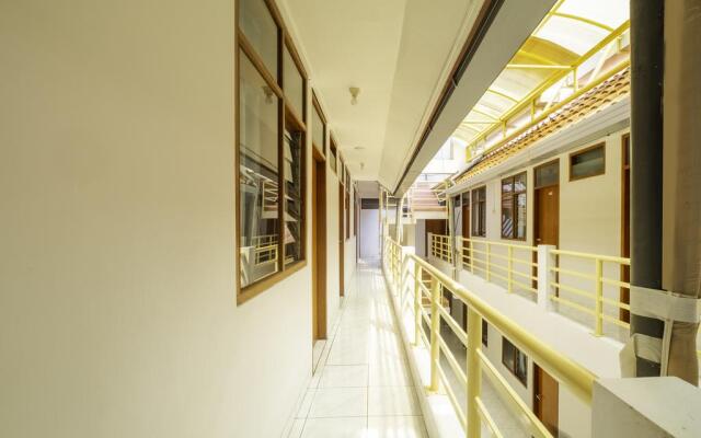 OYO 2265 Bunga Bakung Residence