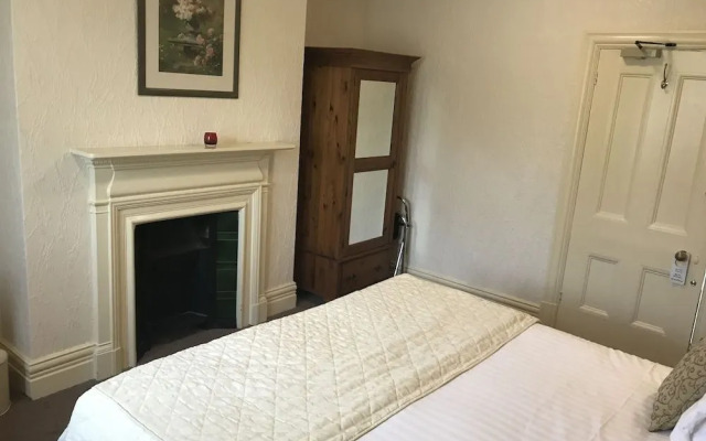 The Carre Arms Hotel