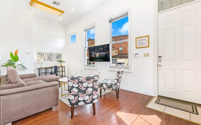 1832 Airy 4 BR in Garden District
