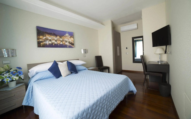 Di Fronte alla Cupola