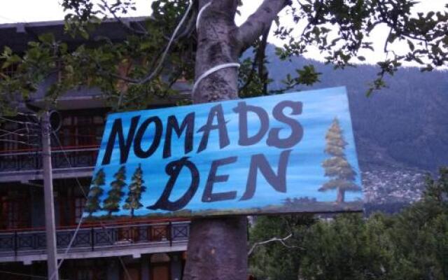 Nomad's Den - A Backpacker Hostel