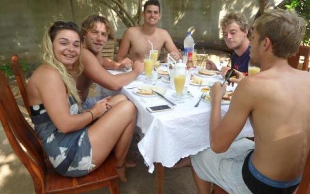 Dolce Vita Surf Rest Point