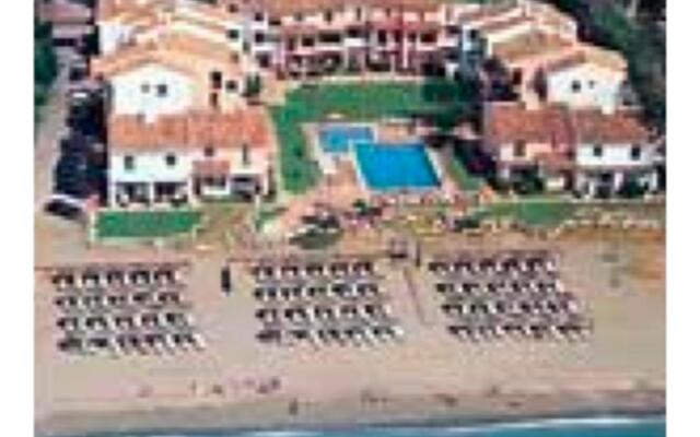 Playa Chica Beach Club