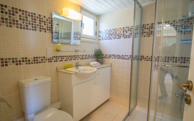 Monte Elias Suite
