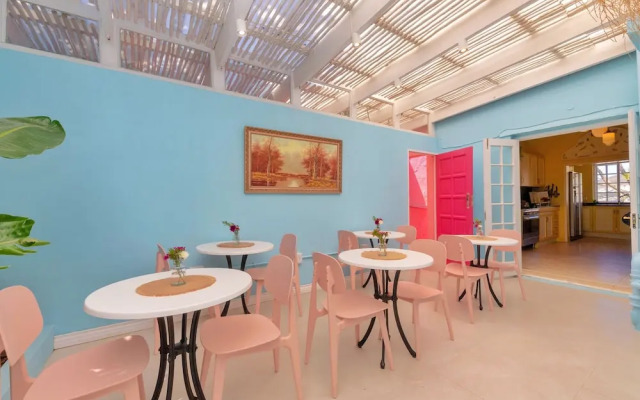 Amina Boutique Hotel