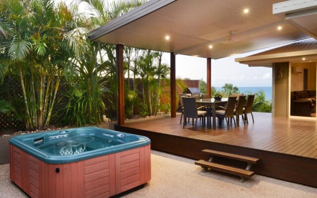 Hydeaway Bay Beach House