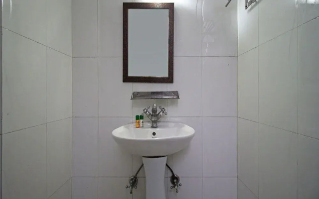 OYO 5855 Hotel Neelkanth