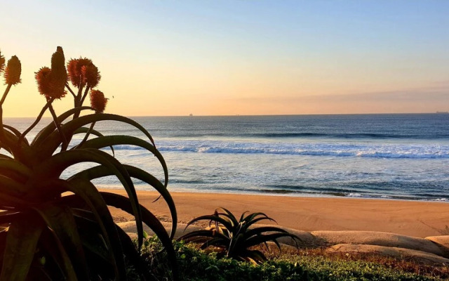 6 Umdloti Cabanas Umdloti Beach