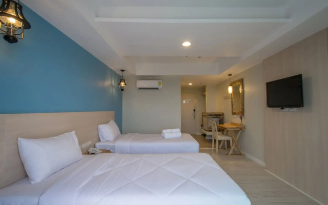 Prachuap Grand Hotel