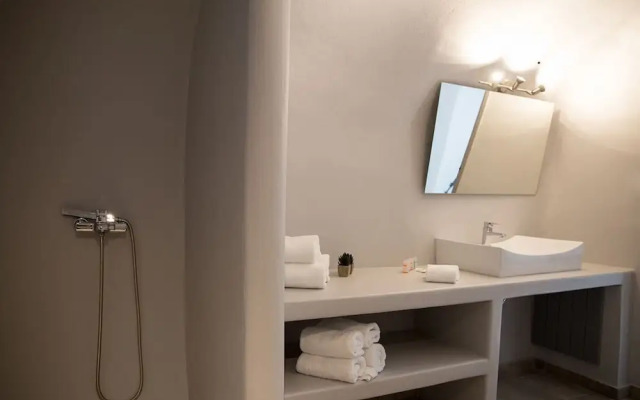Il Melograno Traditional Cave House