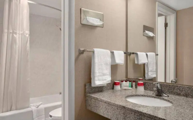 Ramada Washington