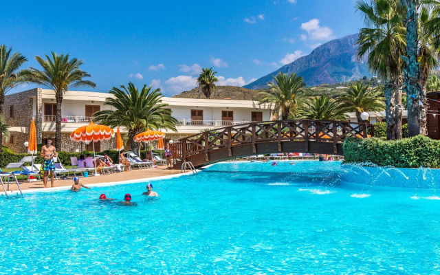 Club Residence La Castellana Mare
