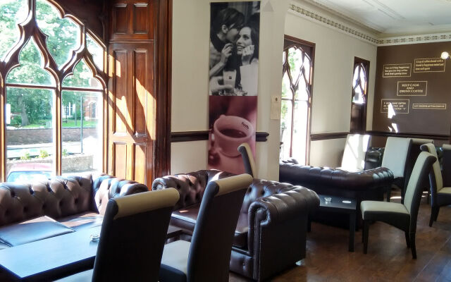 Rampant Lion Hotel