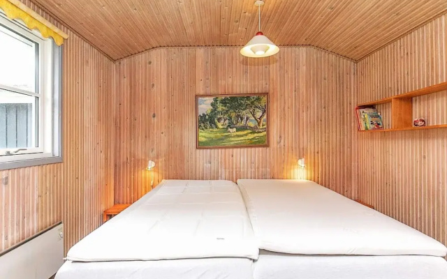 8 Person Holiday Home in Hesselager-by Traum