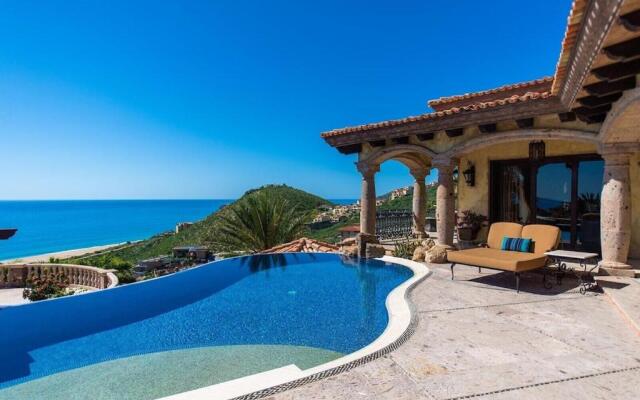 Stunning 6BD Pedregal Villa Maria