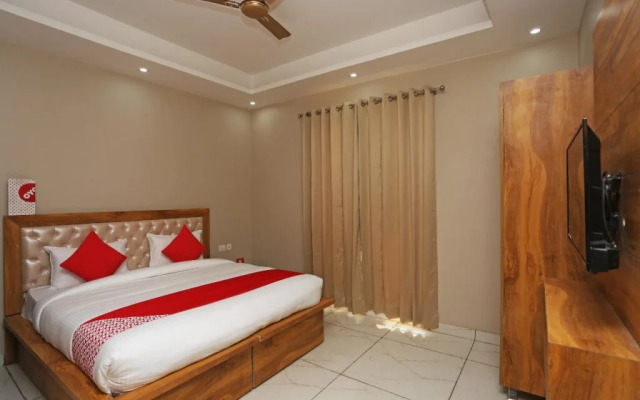 Palm Garden Suites By OYO Rooms