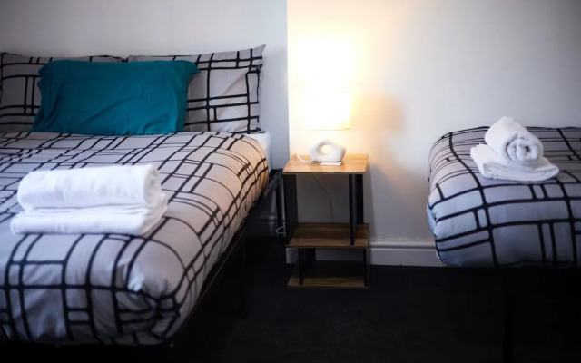 Ol-mumps Cosy 2bd Free Parking & Wifi