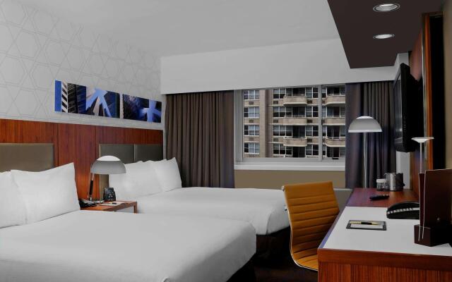 Отель DoubleTree by Hilton Metropolitan - New York City