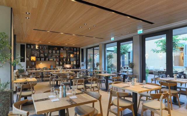 Hotel Indigo Larnaca by IHG