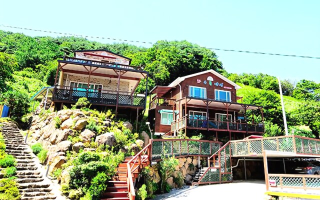 Gurye Hwasoomok Pension