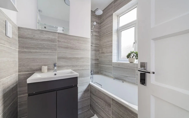 The Neasden Villas