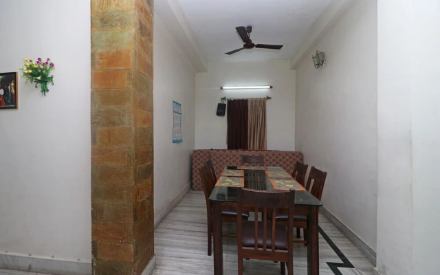 OYO 24591 Mishra Residency Newtown