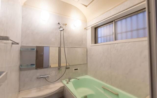 Ten-Cha House - Self-Check In Only