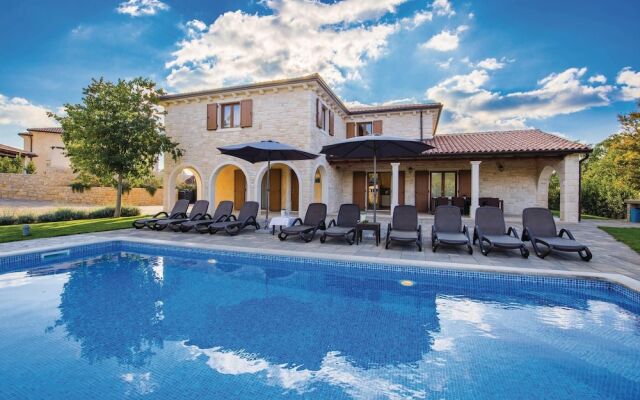 Nice Home in Turcic With Wifi and 4 Bedrooms