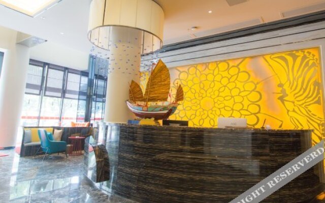 Ruishe Hotel (Xintian City Plaza, Licheng)