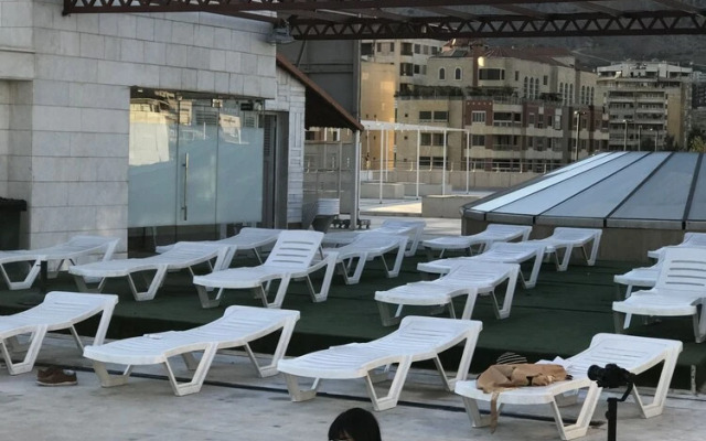 Delora Hotel and Suites
