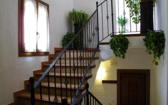 Apartamentos Turísticos Ciudad Encantada