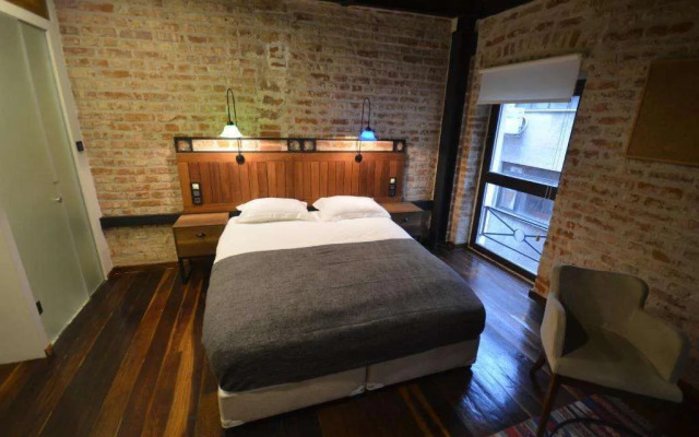Unver Galata Apart