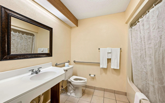 Econo Lodge London North