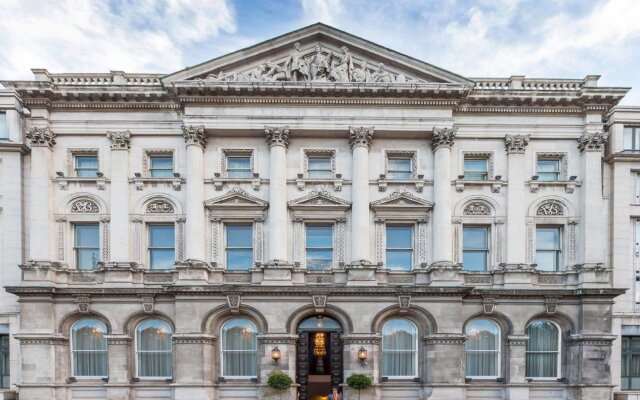 The College Green Hotel Dublin, Autograph Collection