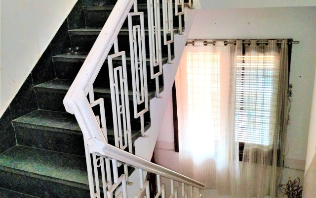 Hotel White Palace Nizamuddin Railway St