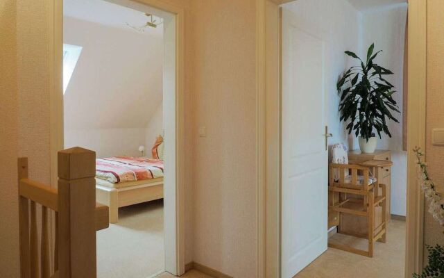 Modernes Apartment in Kuehlungsborn mit Garten