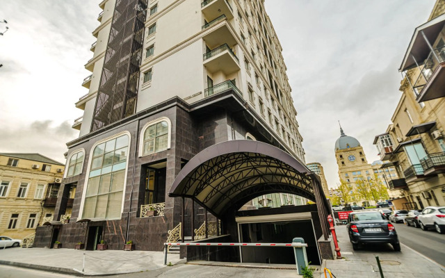 VIP Apartment in Buta palace 703