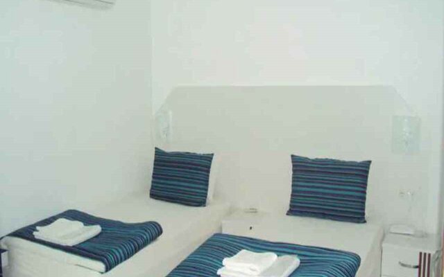 Teos Hotel