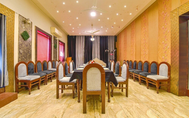 Fabhotel Prime Surpin Palace