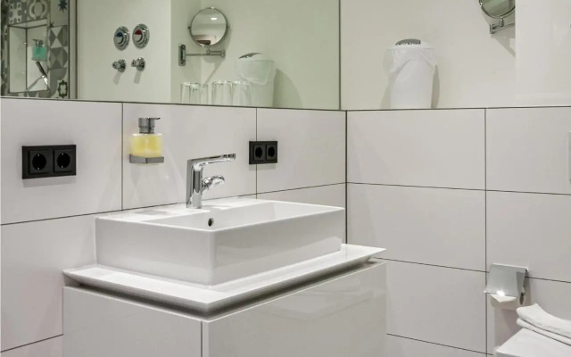 Avida Penthouse 1718
